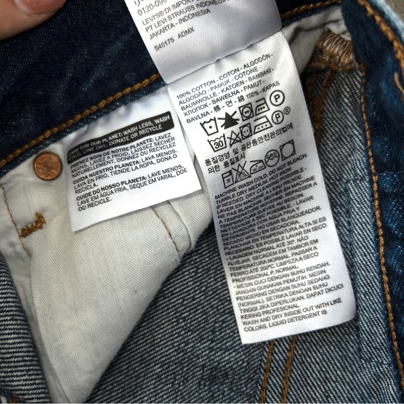 Levi’s 501 Blue Distressed Cut Off Denim High Rise Shorts Size 26 - Picture 7 of 8